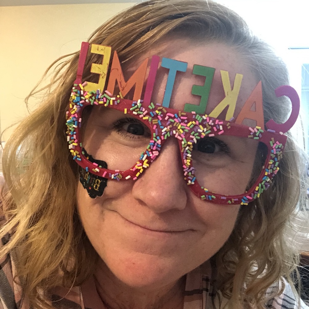 Meet your Posher, Laura